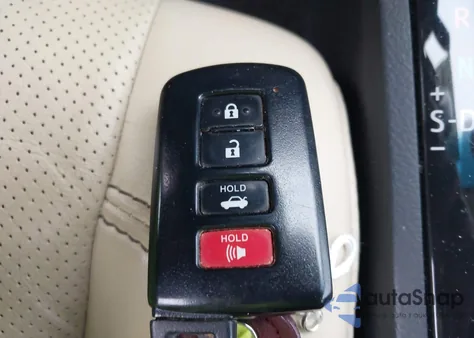 2015 Toyota Avalon Limited z USA, uszkodzony, nr VIN 4T1BK1EB6FU138674